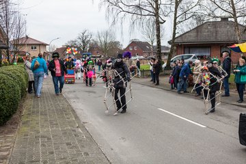 Bild 141 - Latuff 2016 Umzug